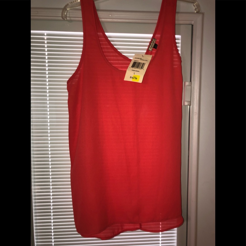 Eyeshadow Top NWT